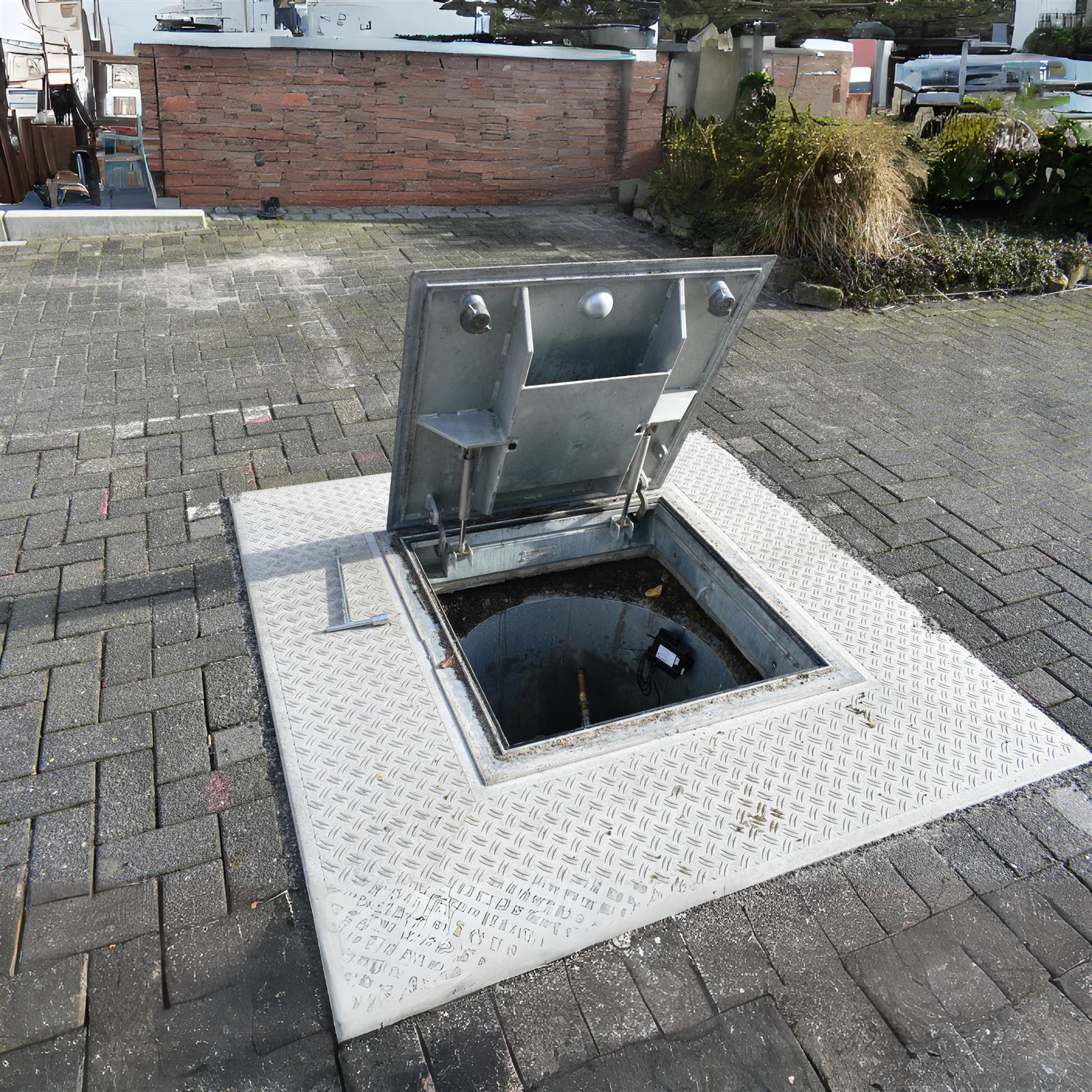 Überfahrbare Tanköffnung